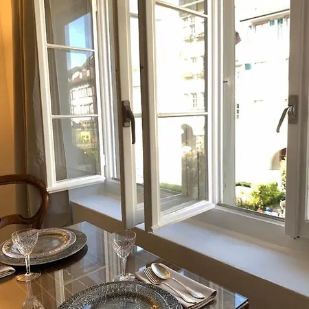 Old Town Charm & Location In * Rapperswil (St. Gallen)