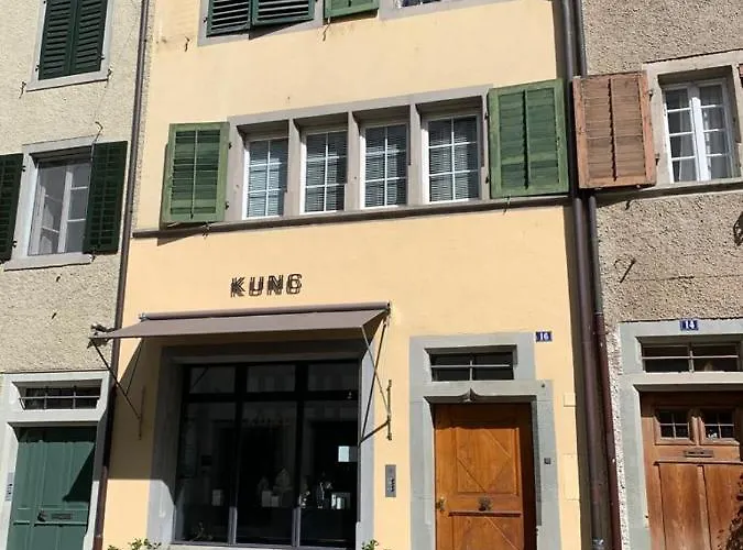 Appartement Old Town Charm & Location In *